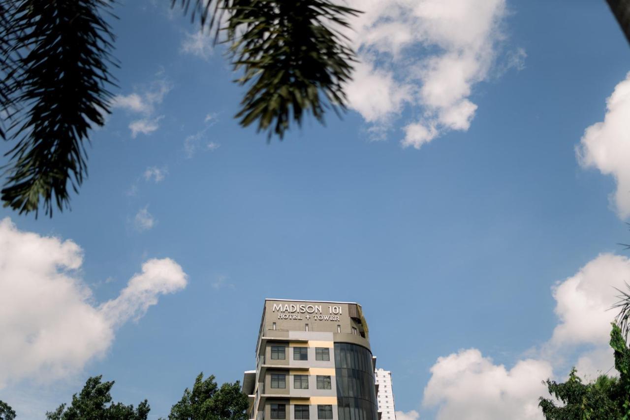 Madison 101 Hotel + Tower Quezon City Buitenkant foto
