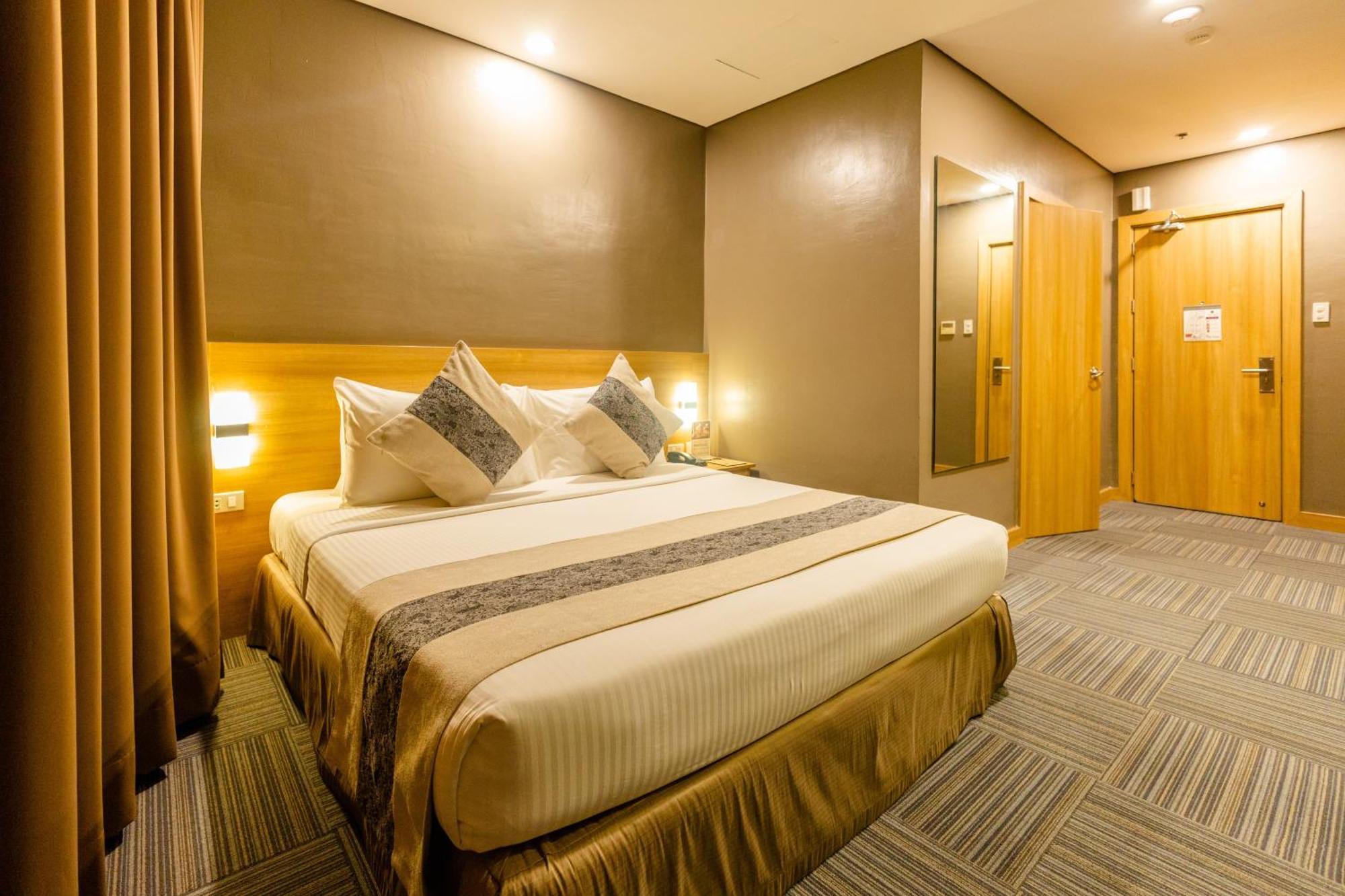Madison 101 Hotel + Tower Quezon City Buitenkant foto