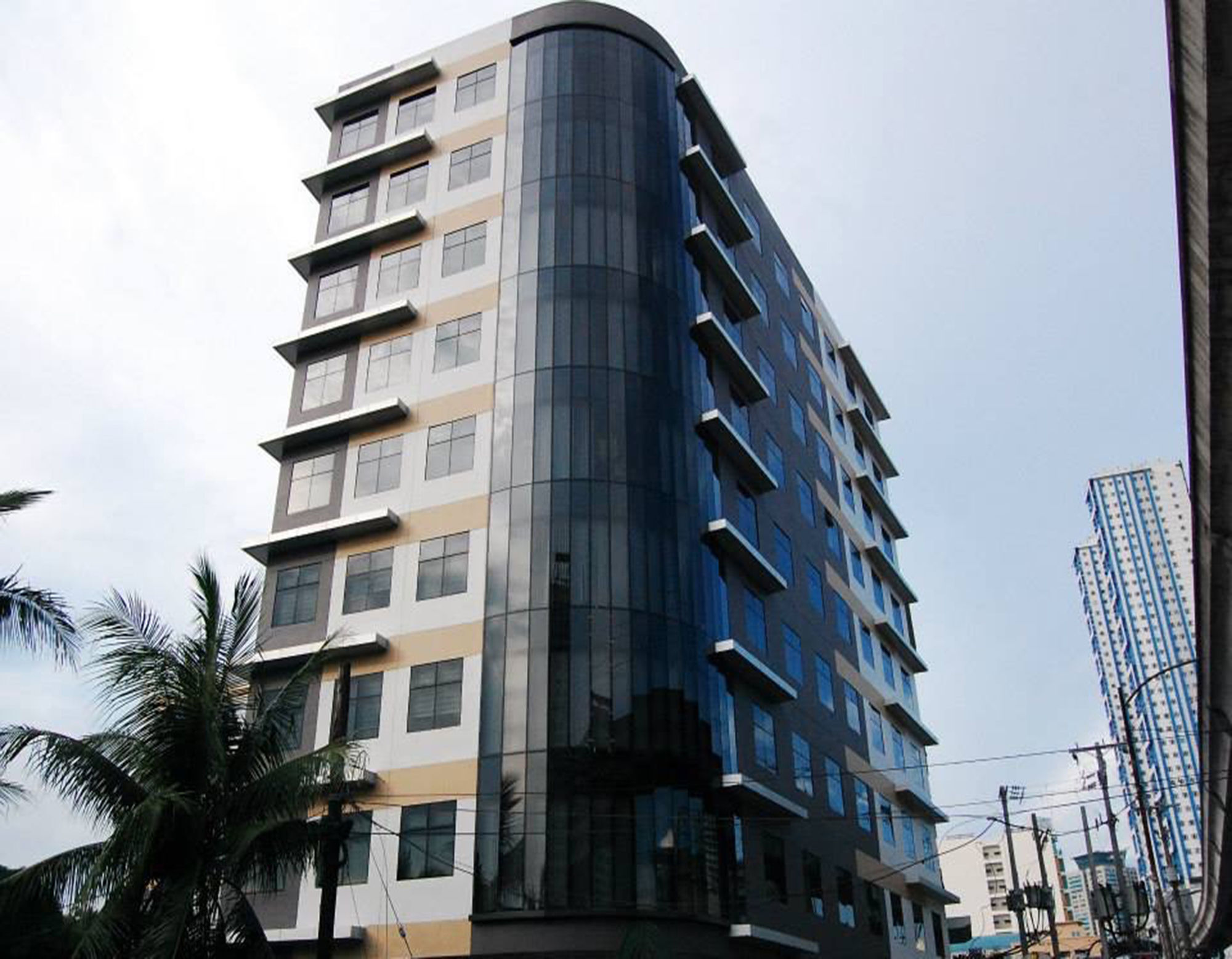 Madison 101 Hotel + Tower Quezon City Buitenkant foto