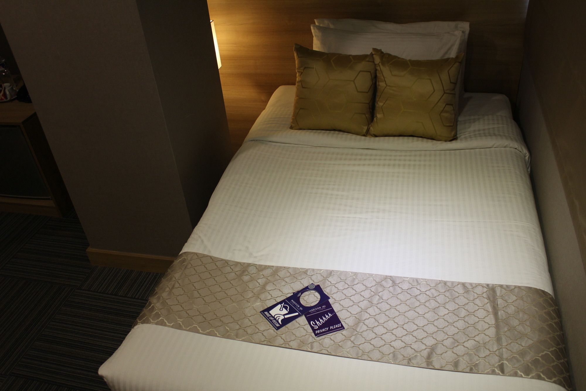 Madison 101 Hotel + Tower Quezon City Buitenkant foto